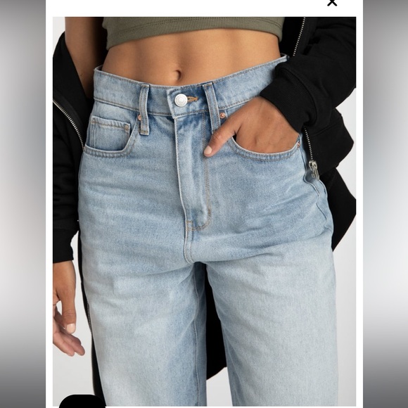 RSQ Womens 90s Jeans High Waist Rigid light denim Straight Leg Size 27 - Picture 3 of 15